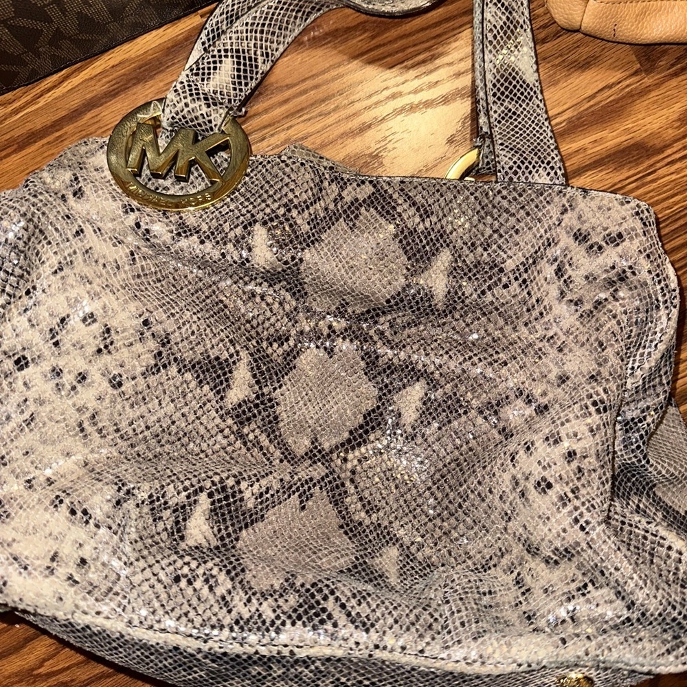 Michael Kors Handbags - Bundle of 3 👛 👜 - Picture 10 of 15